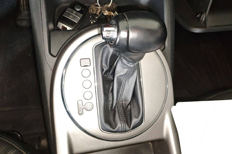 起亚 智跑 2015款 2.0L 自动两驱版GLS局部细节18