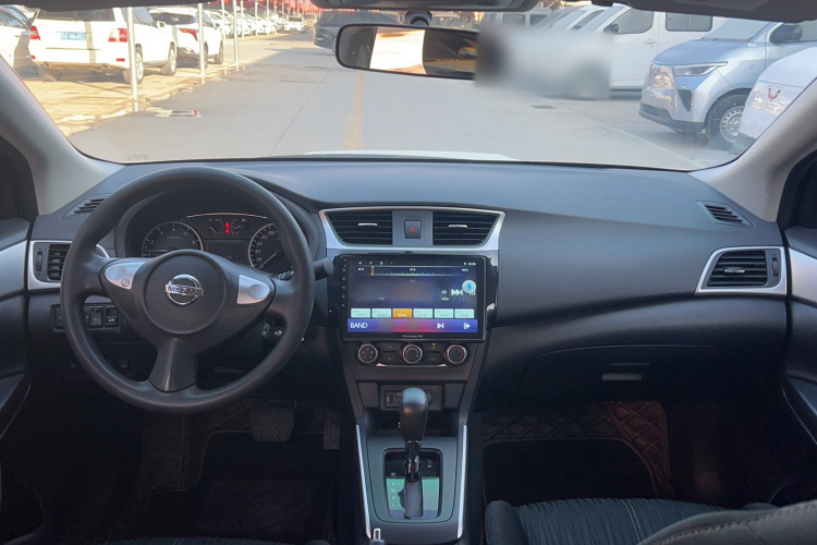 日产 轩逸 2022款 经典 1.6XE CVT舒适版中控内饰7003