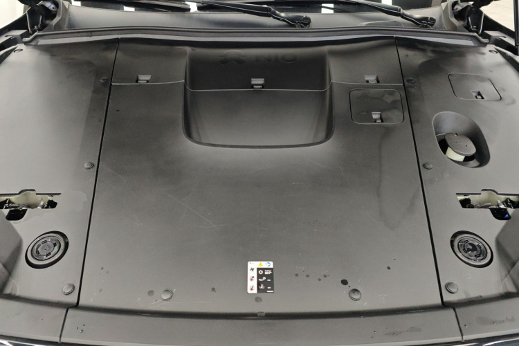 蔚来ES6 2023款 75kWh机舱底盘24