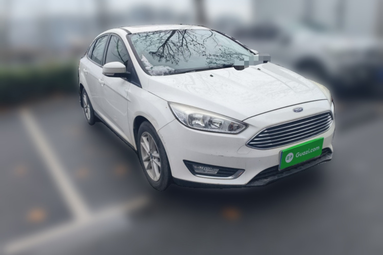 福特 福克斯 2015款 三厢 1.6L 手动风尚型车身外观3