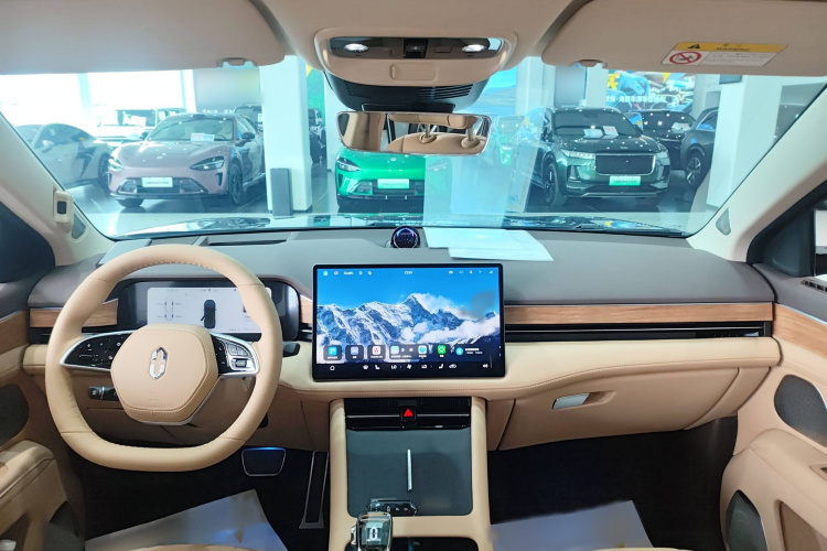 鸿蒙智行 问界M7 2024款 1.5T 智驾后驱Ultra版 5座中控内饰7002