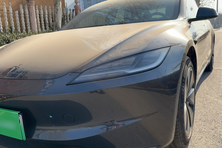 特斯拉 Model 3 2023款 后轮驱动版局部细节36