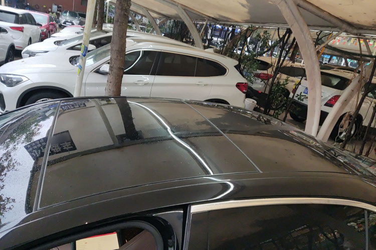 奔驰E级 2023款 E 300 L 豪华型局部细节57