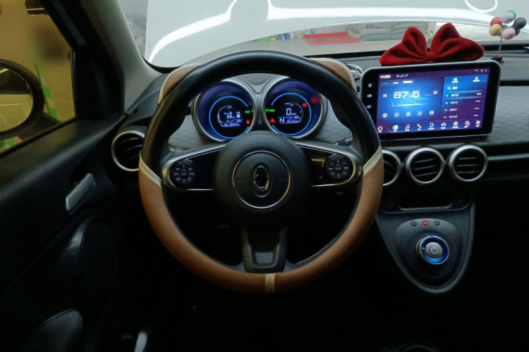 欧拉黑猫 2021款 351km 标准型中控内饰13