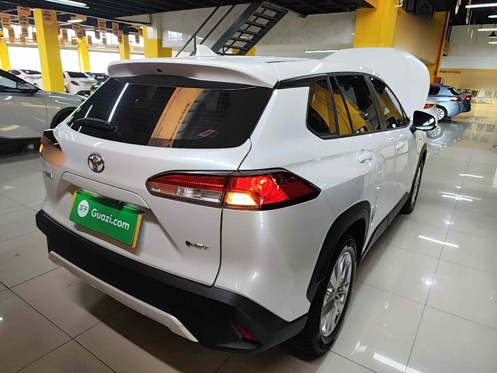 丰田 卡罗拉锐放 2024款 2.0L 智能电混双擎 先锋版(4)