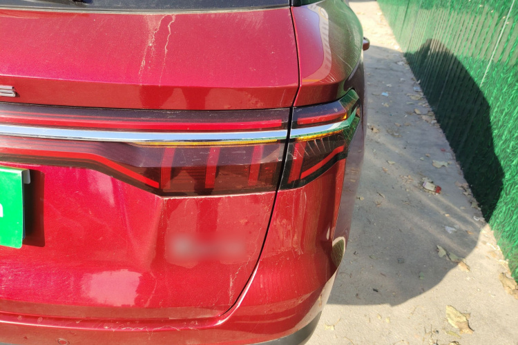 比亚迪 宋Pro 2019款 1.5T 自动精英型车身外观9