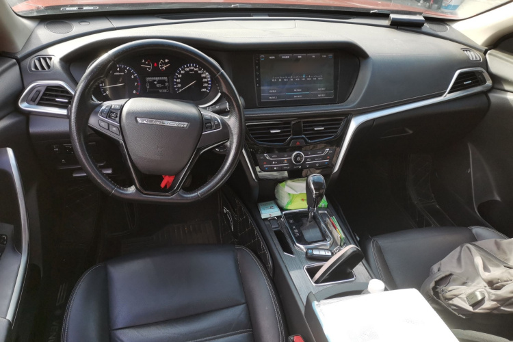 启辰T90 2017款 2.0L CVT智尚版中控内饰7002