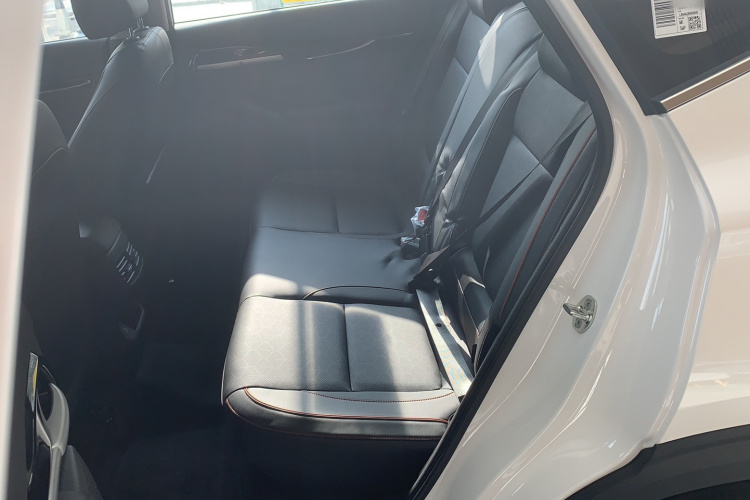 起亚 赛图斯 2026款 1.5L IVT豪华舒享版中控内饰7001