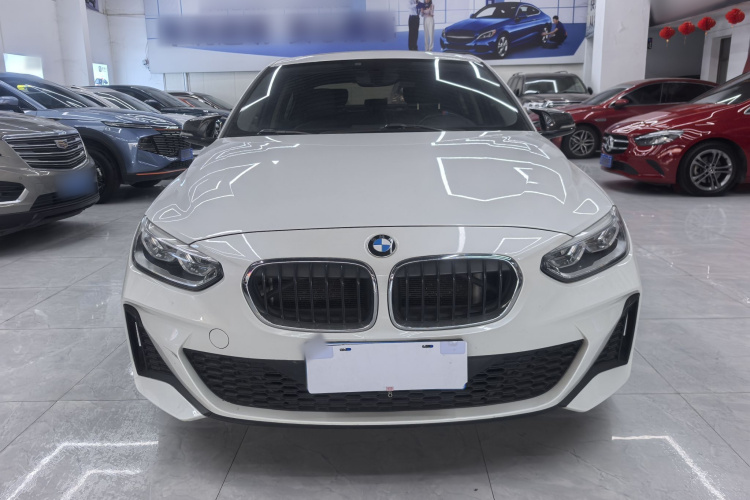 宝马1系 2020款 120i M运动套装车身外观6001