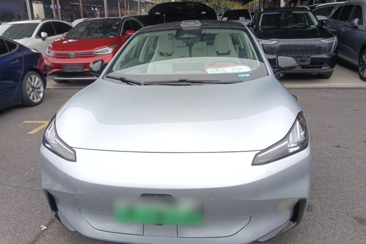 昊铂GT 2023款 710后驱超充Max版车身外观2