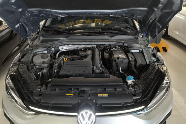 大众 2022款 凌渡L 280TSI DSG酷辣版机舱底盘24