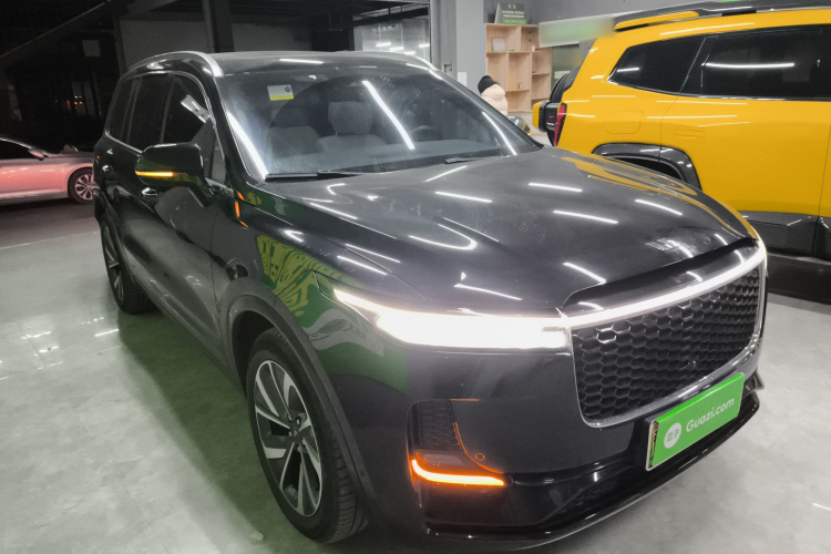理想汽车 理想ONE 2021款 增程6座版车身外观6002