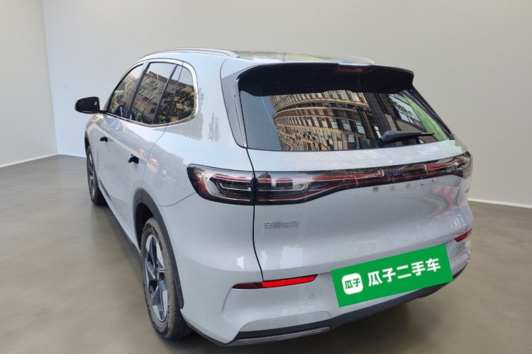 吉利银河 银河E5 2024款 530km 探索+版车身外观5