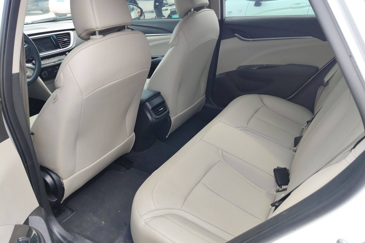 别克 英朗 2021款 典范 1.5L 自动精英型中控内饰7001