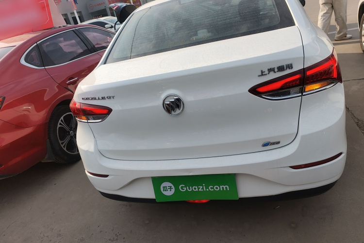 别克 英朗 2021款 改款 1.3T 自动轻混动精英型车身外观6