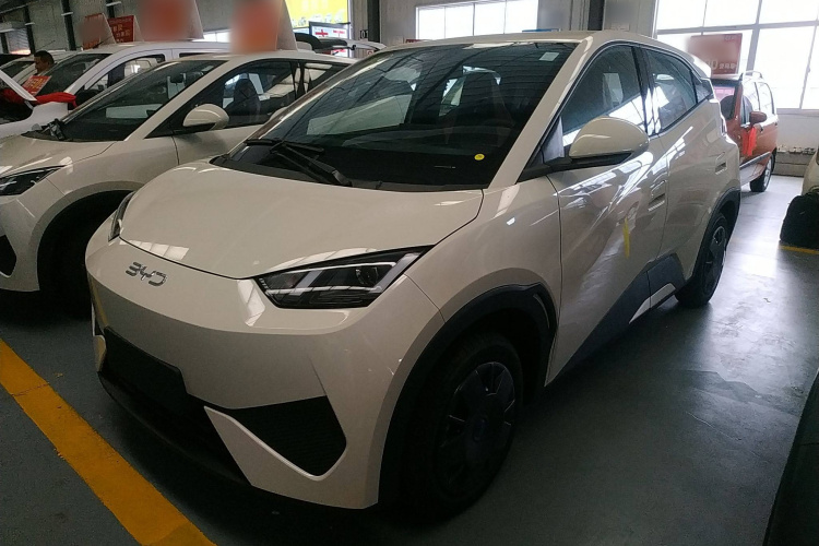 比亚迪 海鸥 2025款 智驾版 305km 活力版车身外观1