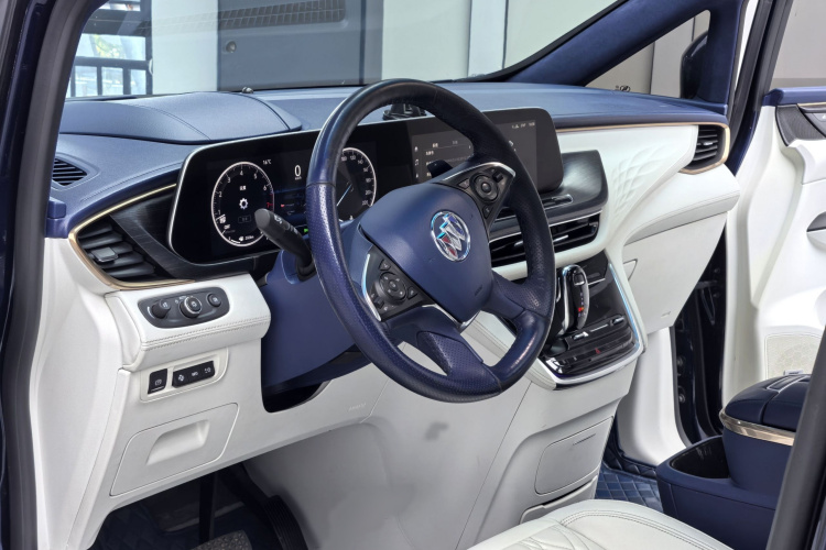 别克GL8 2020款 Avenir艾维亚 四座尊礼版中控内饰7005