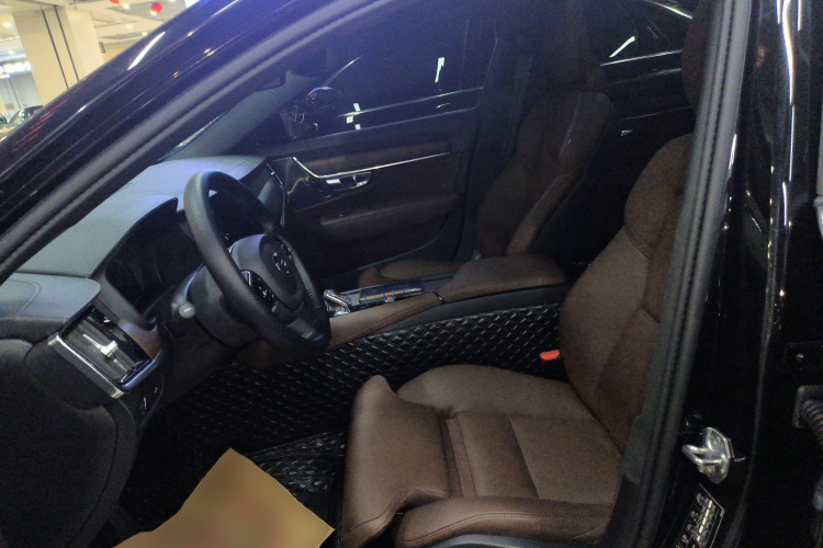 沃尔沃S90 2021款 B5 智远豪华版中控内饰19