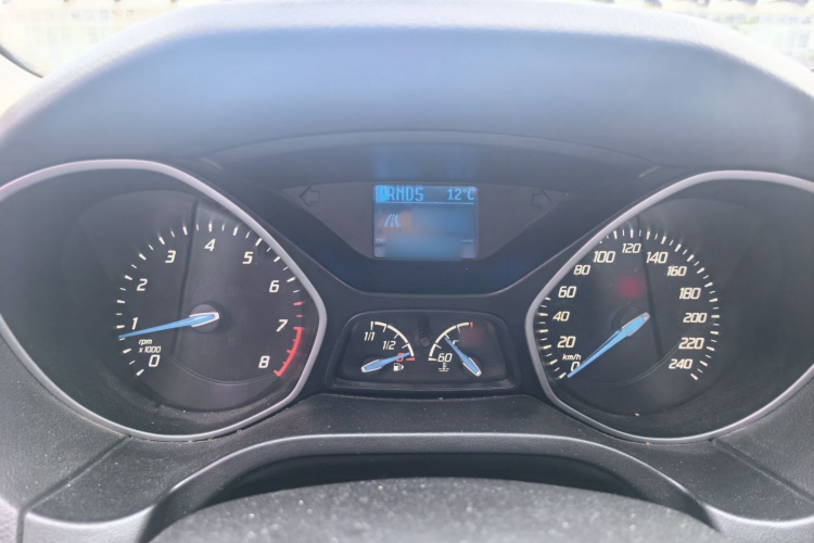 福特 福克斯 2012款 两厢 1.6L 自动舒适型中控内饰7005