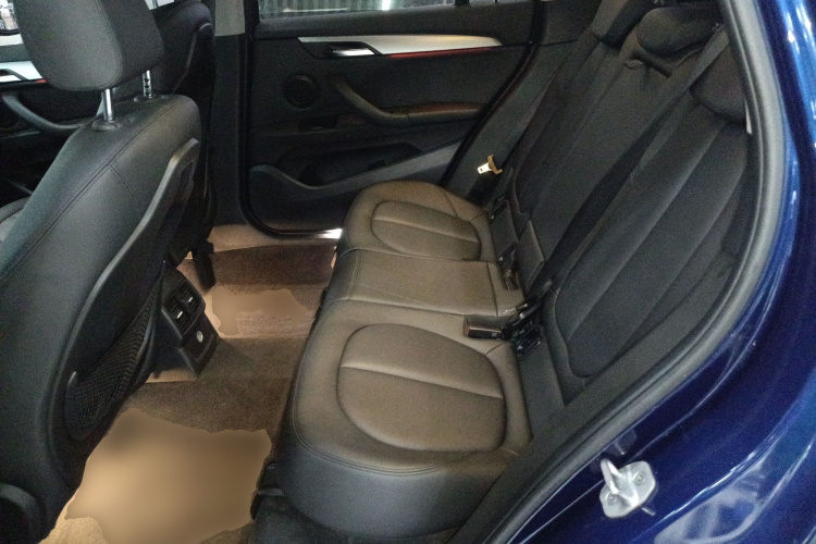 宝马X1 2016款 sDrive18Li 尊享型中控内饰21