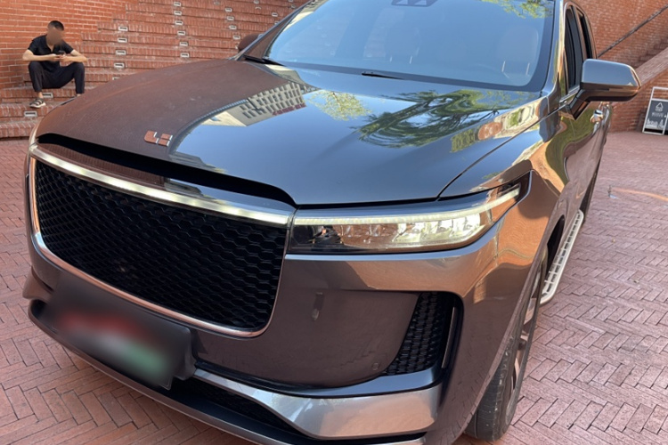 理想汽车 理想ONE 2020款 增程6座版车身外观6010