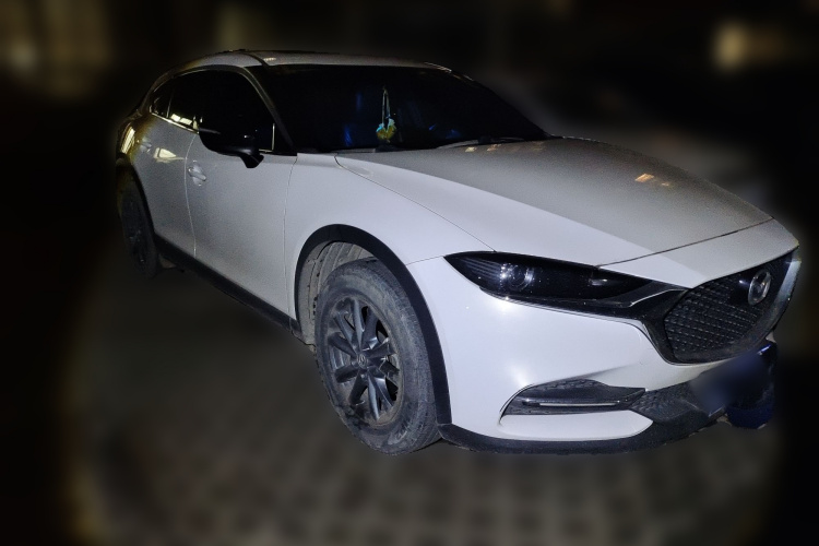 马自达CX-4 2020款 2.0L 自动两驱蓝天活力版车身外观3