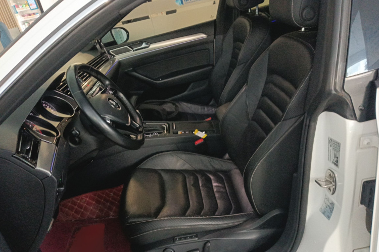 一汽-大众CC 2019款 330TSI 魅颜版 国VI局部细节19