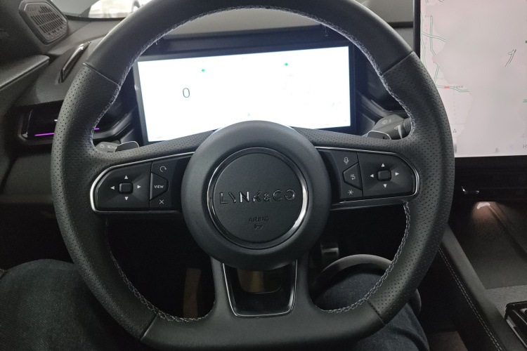 领克03 2025款 2.0TD DCT冠军版Pro局部细节13