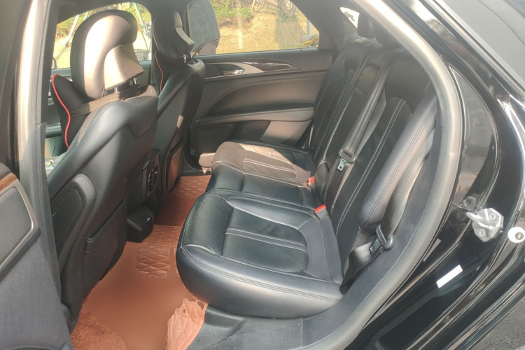 林肯MKZ 2018款 2.0T 尊享版中控内饰21