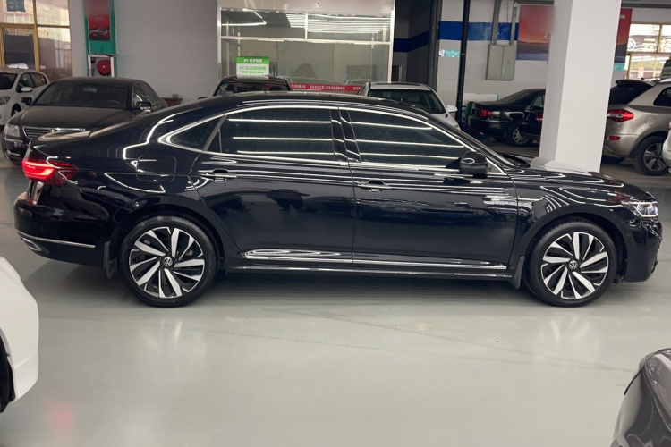 大众 帕萨特 2022款 330TSI 星空豪华版车身外观6003