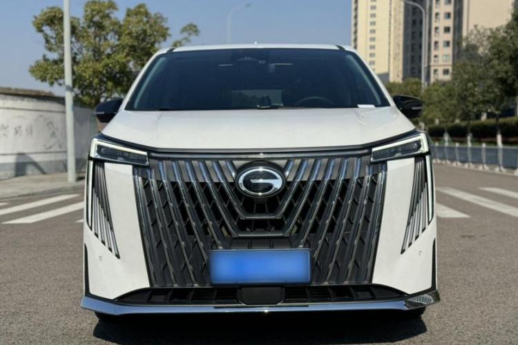 广汽传祺 传祺M8 2024款 大师系列 400T 至尊版车身外观6006