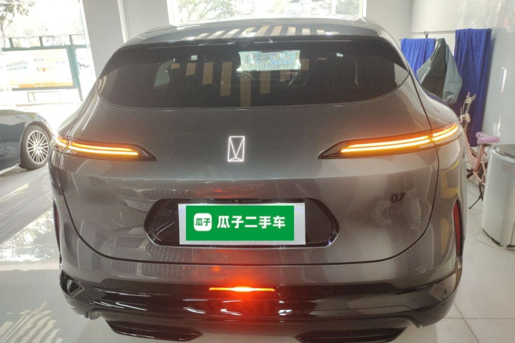 阿维塔07 2024款 Max增程版车身外观6