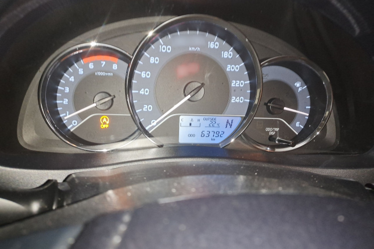 丰田 雷凌 2017款 改款 185T CVT精英版 国VI局部细节14