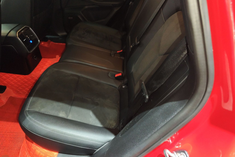 保时捷 2017款  Macan 2.0T中控内饰21