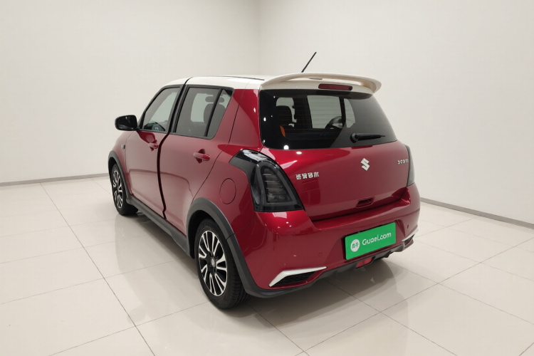 铃木 雨燕 2013款 1.5L 自动20周年限量版车身外观5