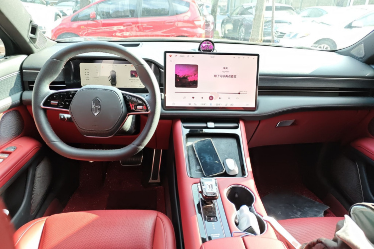 鸿蒙智行 问界M5 2024款 增程 Max RS 四驱高阶智驾版中控内饰12
