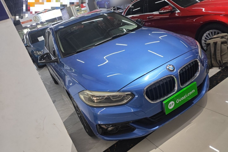 宝马1系 2017款 118i 运动型车身外观3