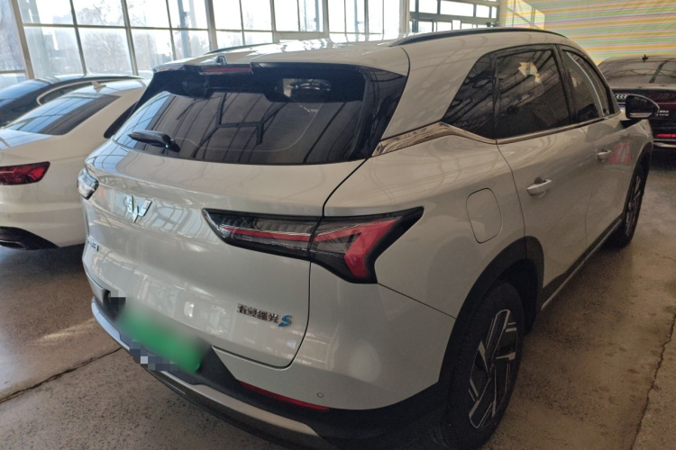 五菱汽车 五菱星光S 2024款 130km 旗舰型车身外观7