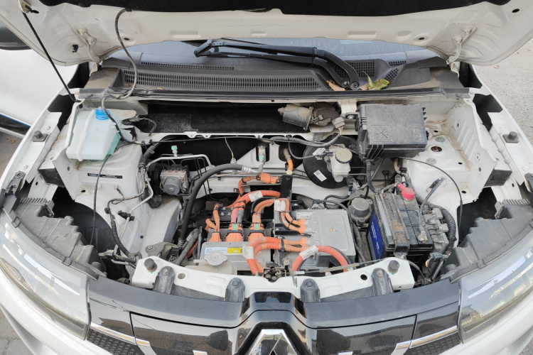 雷诺 e诺 2019款 e尚型机舱底盘24