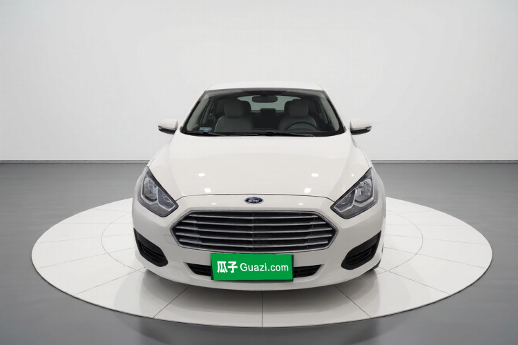 福特 福睿斯 2017款 改款 1.5L 手动舒适型车身外观2