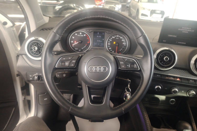 奥迪Q2L 2022款 35 TFSI 进取致雅型局部细节13