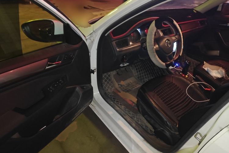 大众 2019款 改款 宝来·传奇 1.5L 手动时尚型 国VI中控内饰20