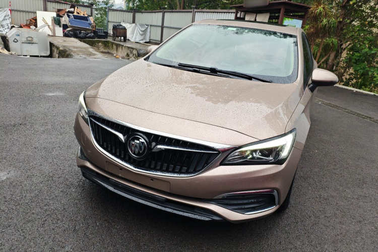 别克 威朗 2018款 三厢 15S 自动进取型车身外观1