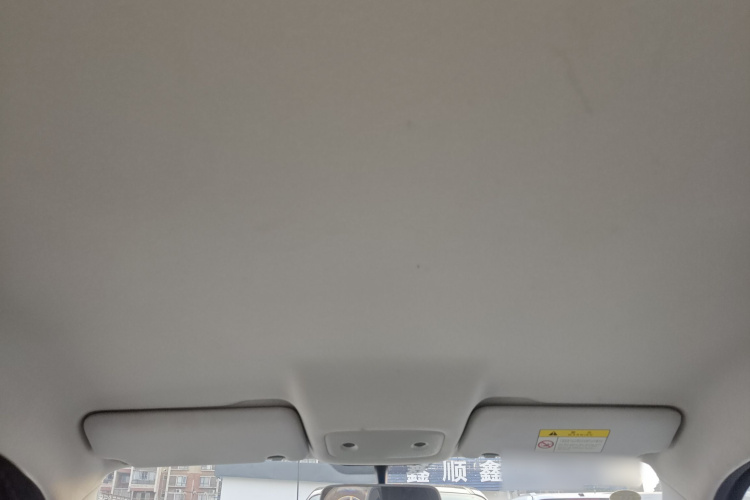 零跑汽车 零跑T03 2021款 400轻享版 磷酸铁锂中控内饰22