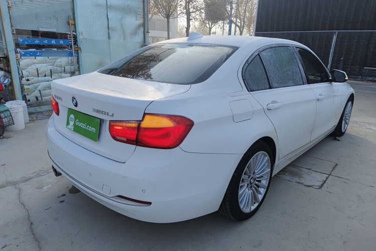 宝马3系 2018款 320Li 时尚型车身外观7