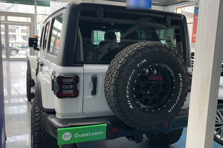 Jeep 牧马人 2024款 2.0T 撒哈拉四门版车身外观6005