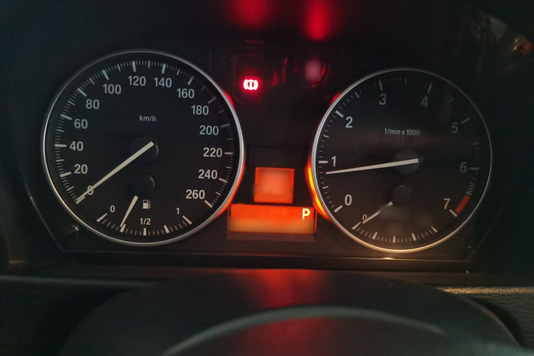 宝马X1 2015款 sDrive18i 时尚晋级版局部细节14