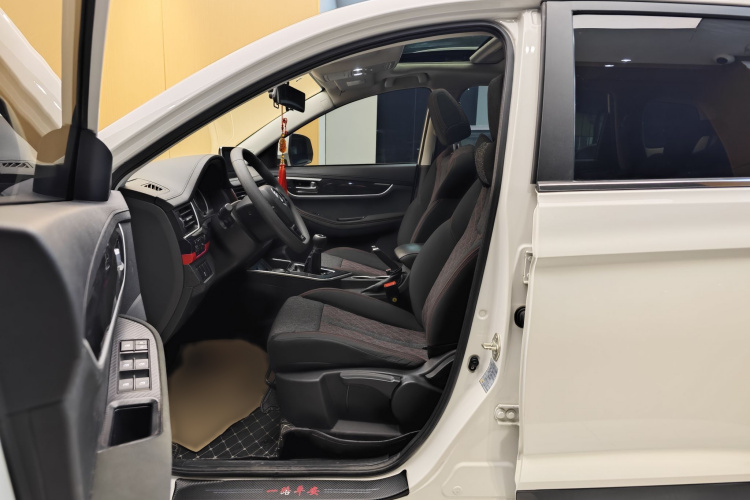 东风风行 风行T5 2020款 1.6L 手动舒适型 国VI车身外观6007