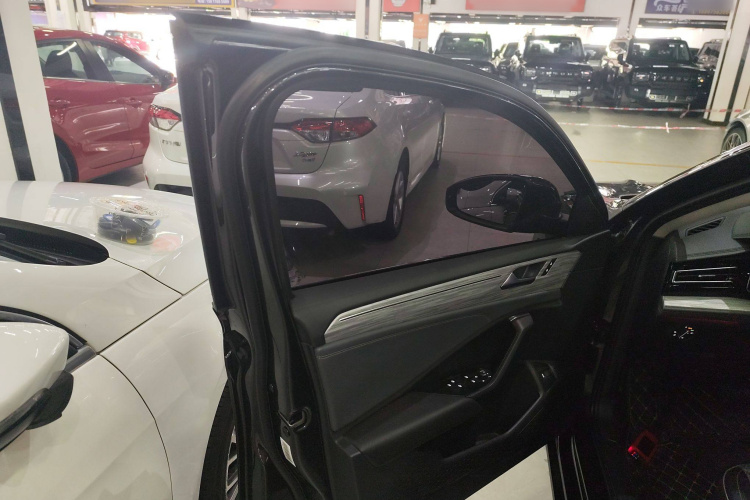 大众 速腾 2024款 300TSI DSG超越版中控内饰7007