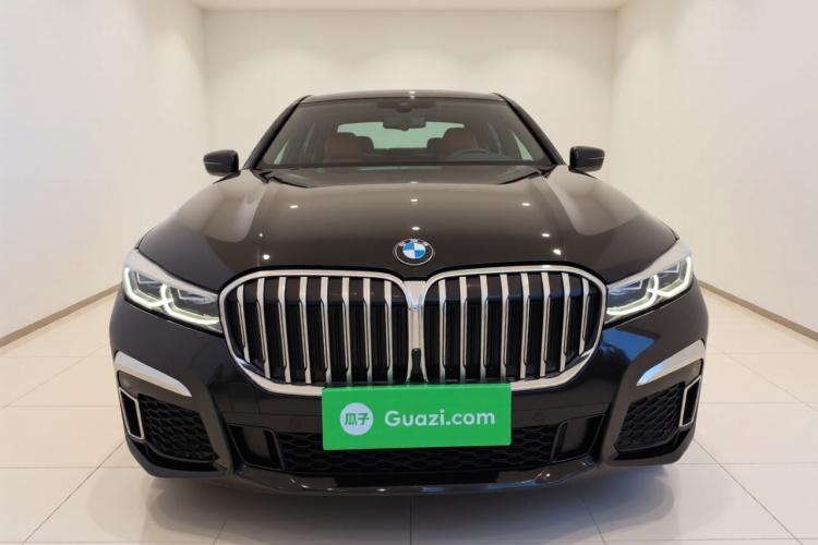 宝马7系 2019款 改款 730Li M运动套装车身外观2